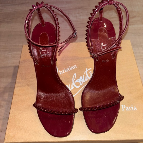 Christian Louboutin - Picture 1 of 7